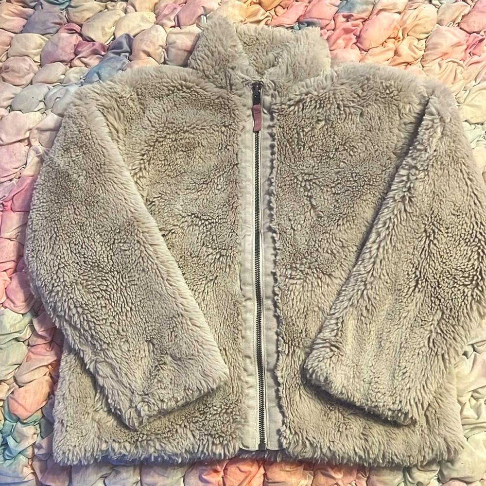 Patagonia Girl’s Lunar Frost Jacket Size Medium.